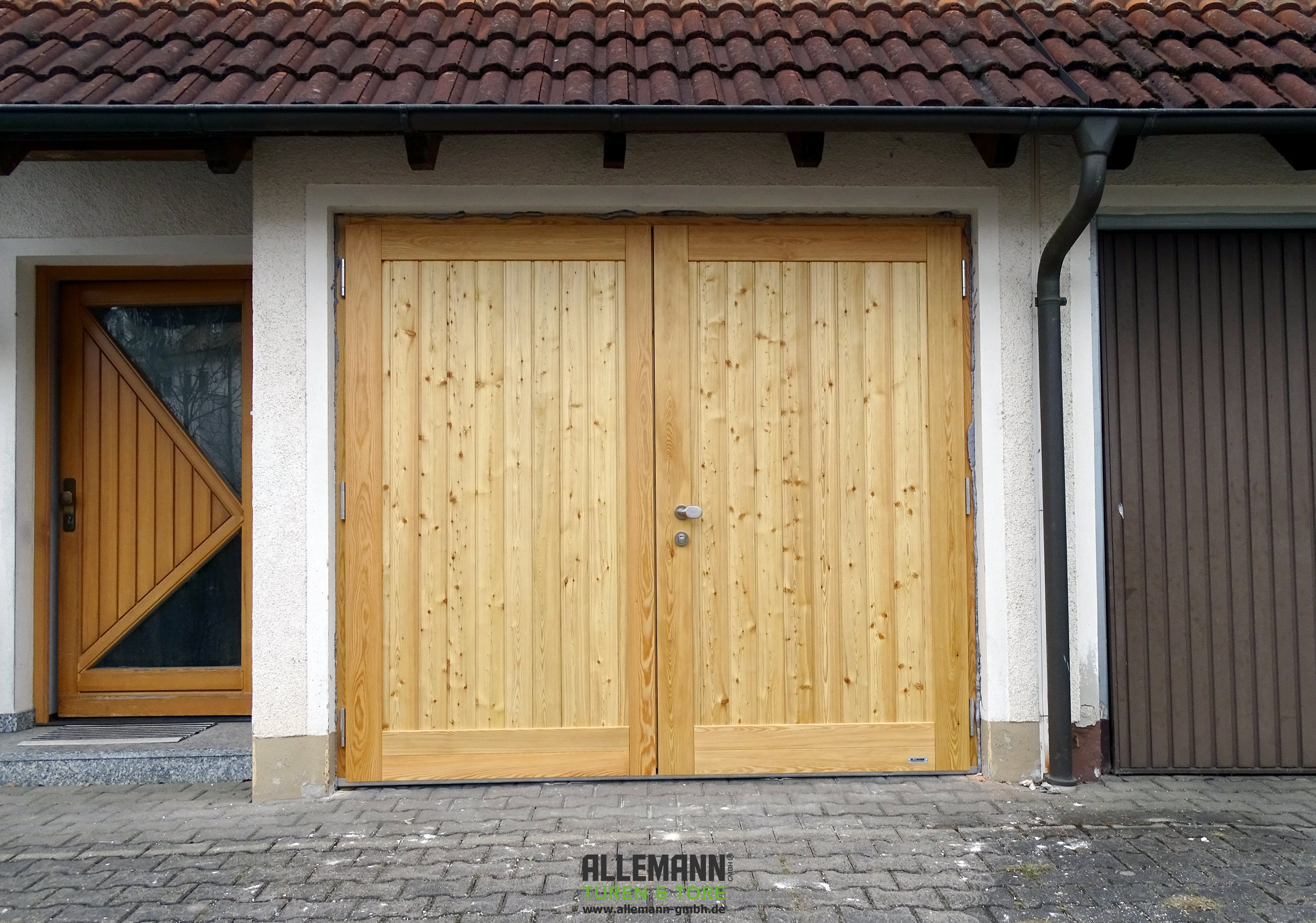 Garagentore Flügeltore ALLEMANN® GmbH Holz u. Metallprodukte